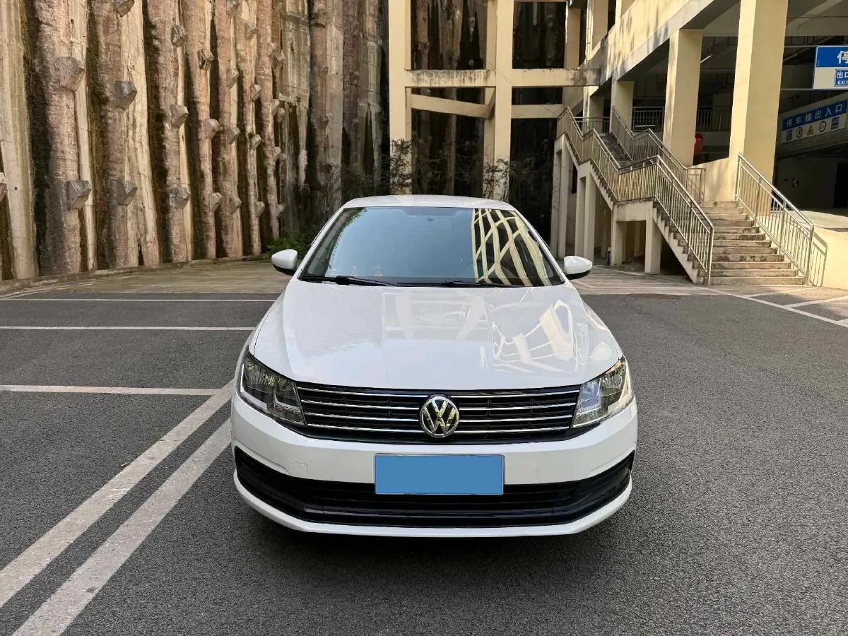 2017 Volkswagen Lavida 1.6L 110HP L4 6AT,autocango,china used car exporter,china ev exporter,chinese used car exporter,chinese used ev exporter