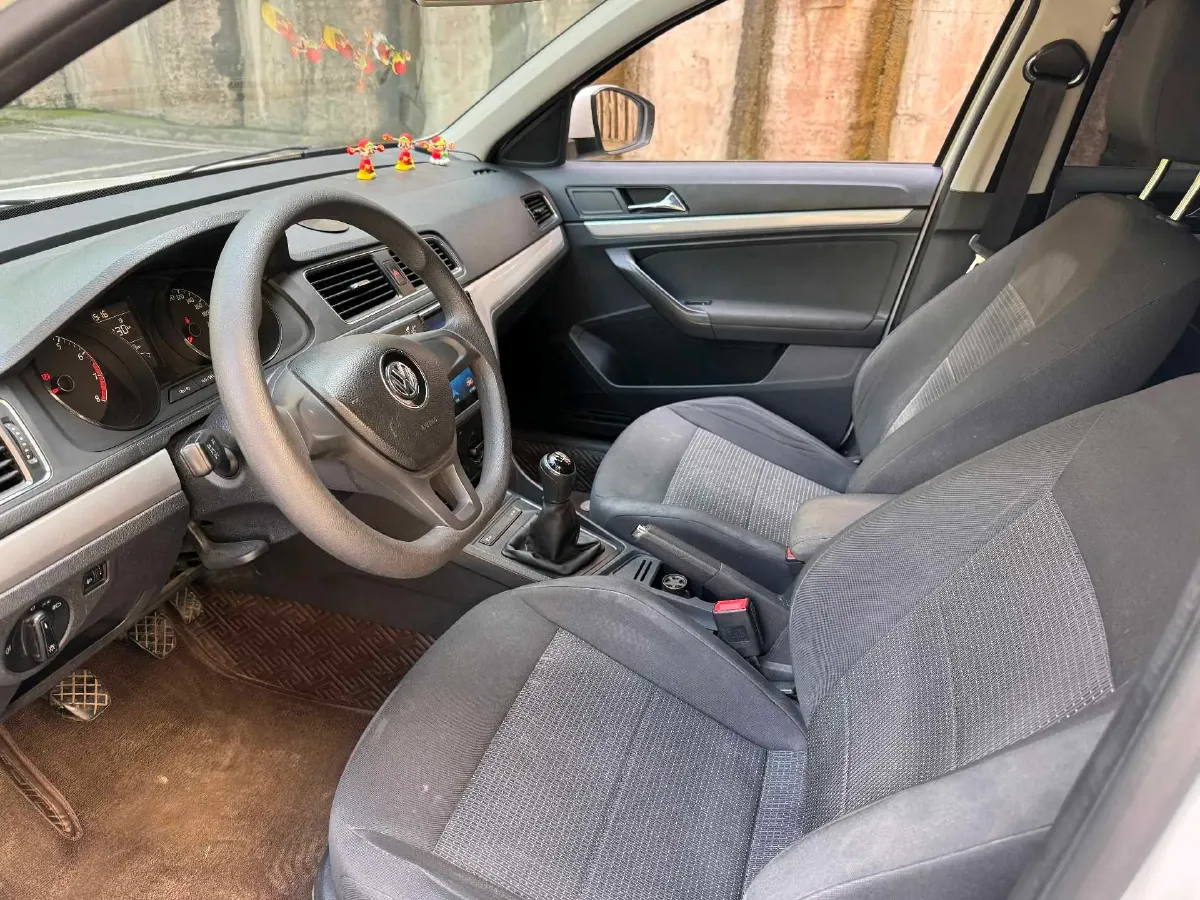 2017 Volkswagen Lavida 1.6L 110HP L4 6AT,autocango,china used car exporter,china ev exporter,chinese used car exporter,chinese used ev exporter