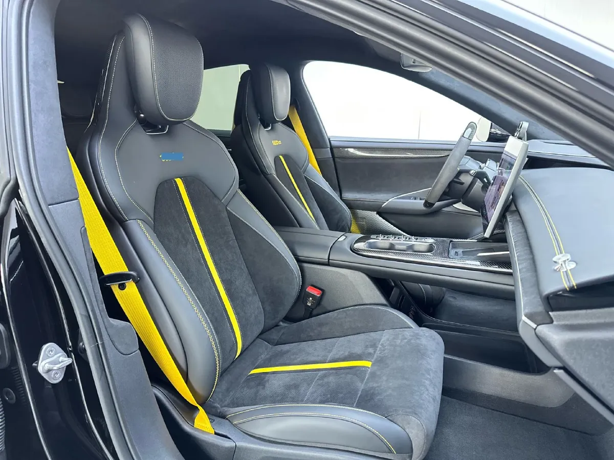 2025 MI SU7 Ultra BEV 93.7KWH,autocango,china used car exporter,china ev exporter,chinese used car exporter,chinese used ev exporter