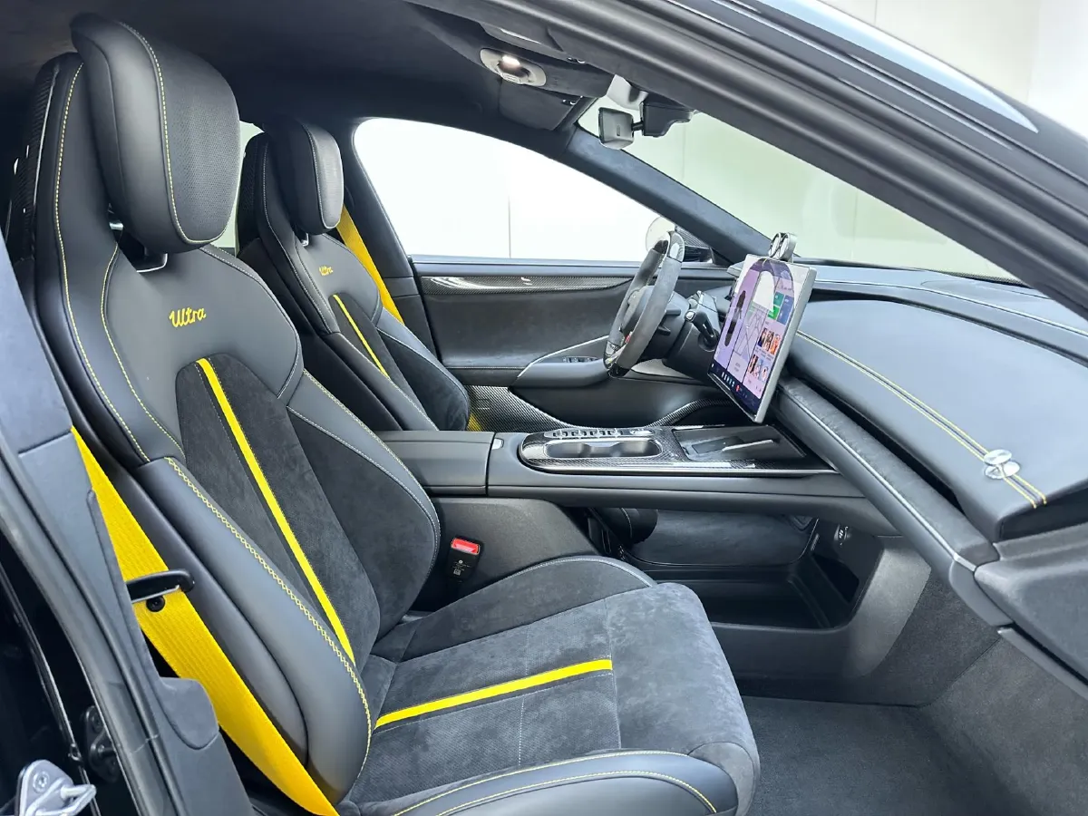 2025 MI SU7 Ultra BEV 93.7KWH,autocango,china used car exporter,china ev exporter,chinese used car exporter,chinese used ev exporter