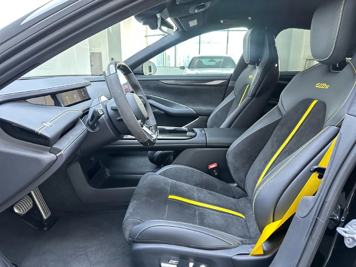 2025 MI SU7 Ultra BEV 93.7KWH,autocango,china used car exporter,china ev exporter,chinese used car exporter,chinese used ev exporter