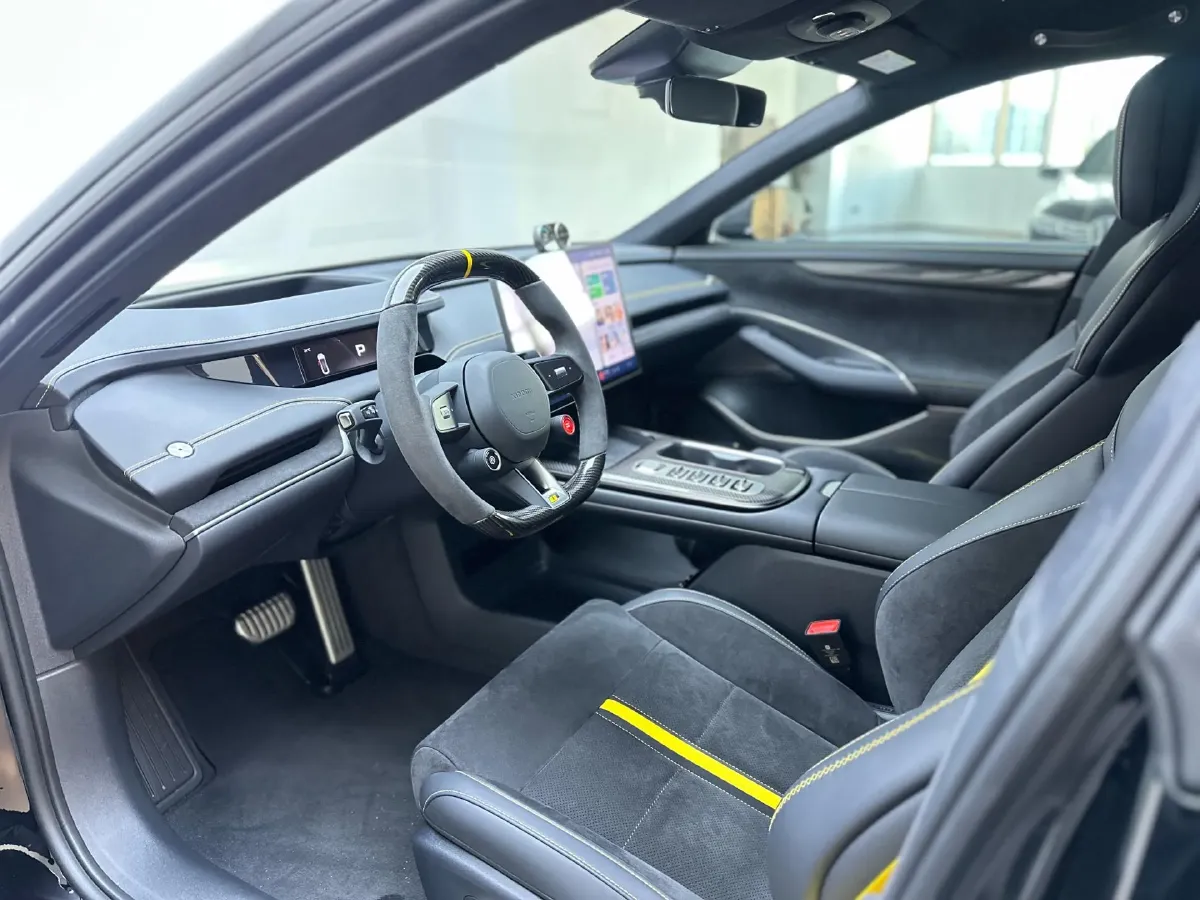 2025 MI SU7 Ultra BEV 93.7KWH,autocango,china used car exporter,china ev exporter,chinese used car exporter,chinese used ev exporter