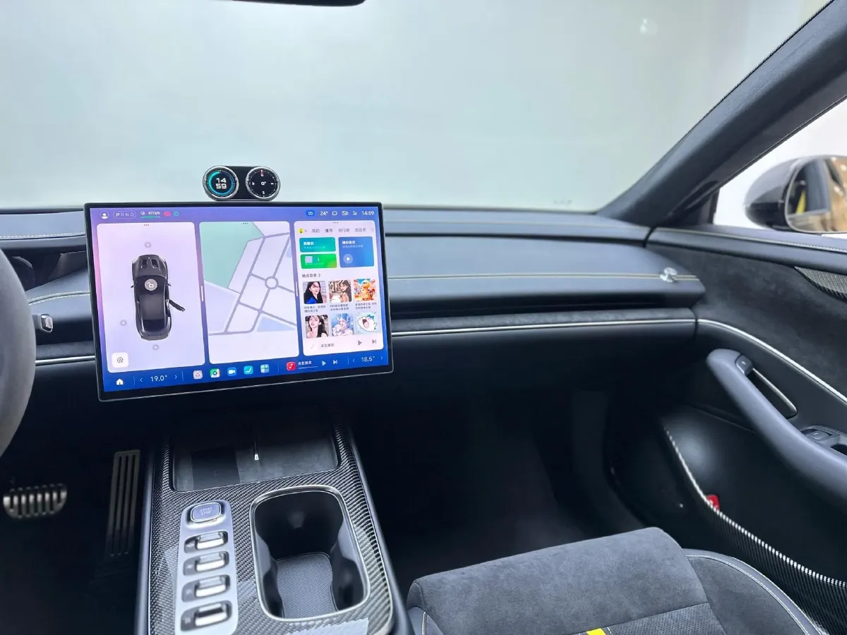 2025 MI SU7 Ultra BEV 93.7KWH,autocango,china used car exporter,china ev exporter,chinese used car exporter,chinese used ev exporter