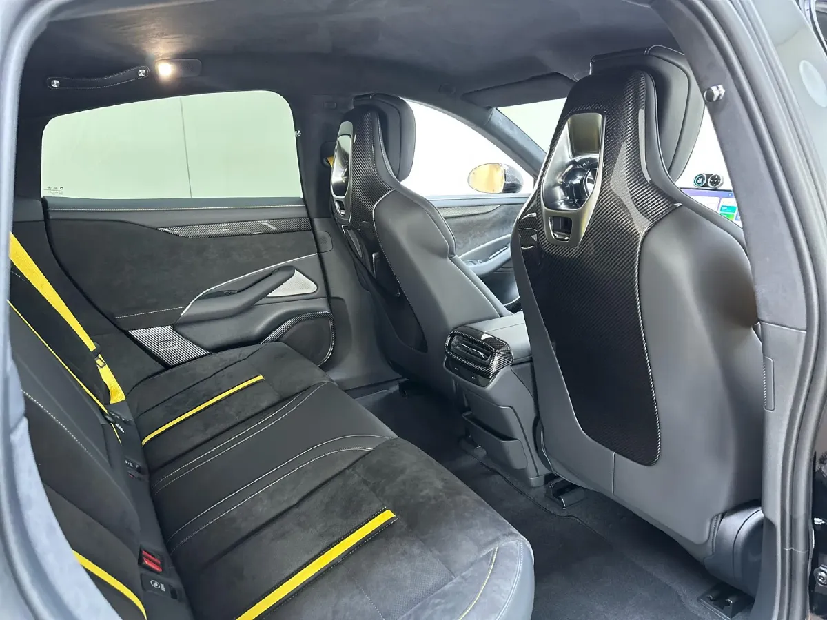 2025 MI SU7 Ultra BEV 93.7KWH,autocango,china used car exporter,china ev exporter,chinese used car exporter,chinese used ev exporter