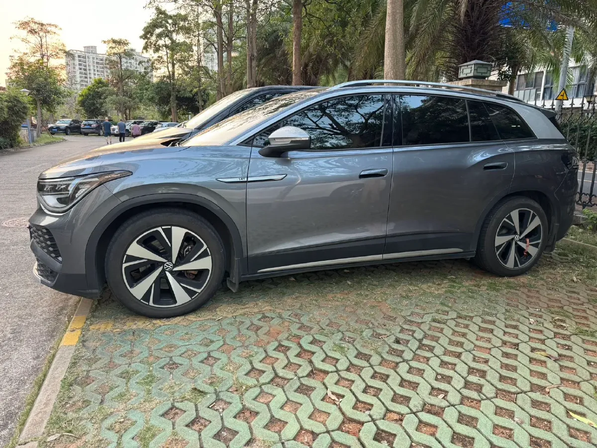 2021 Volkswagen ID.6 Crozz BEV 84.8KWH,autocango,china used car exporter,china ev exporter,chinese used car exporter,chinese used ev exporter
