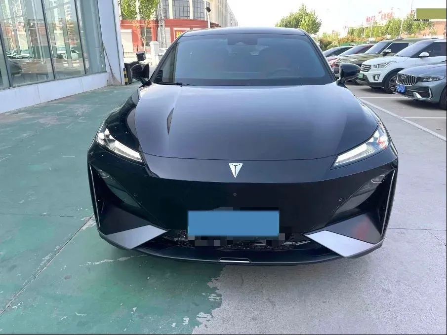 2024 JAC Refine RefineRF8 2.0T 253HP L4 8AT,autocango,china used car exporter,china ev exporter,chinese used car exporter,chinese used ev exporter