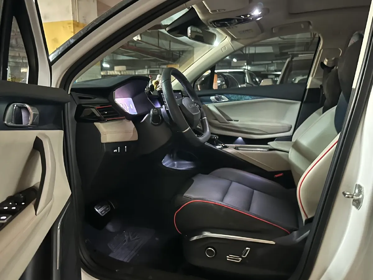 2020 LYNK&CO 06 1.5T 177HP L3 7DCT,autocango,china used car exporter,china ev exporter,chinese used car exporter,chinese used ev exporter