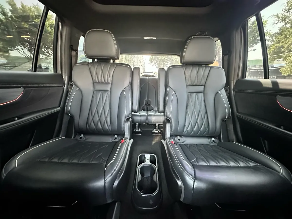 2022 GAC Trumpchi GS8 2.0T 190HP L4 E-CVT Hybrid,autocango,china used car exporter,china ev exporter,chinese used car exporter,chinese used ev exporter