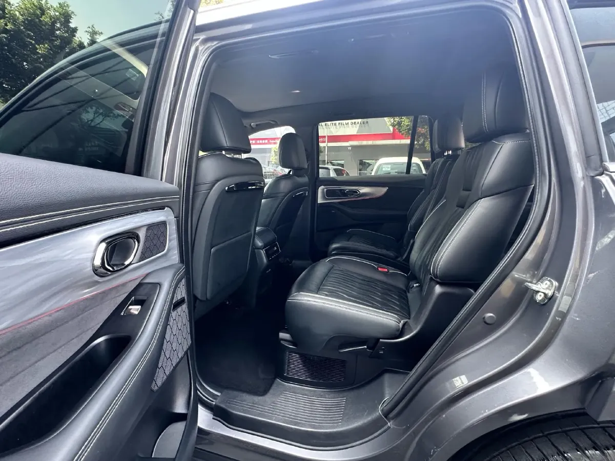 2022 GAC Trumpchi GS8 2.0T 190HP L4 E-CVT Hybrid,autocango,china used car exporter,china ev exporter,chinese used car exporter,chinese used ev exporter