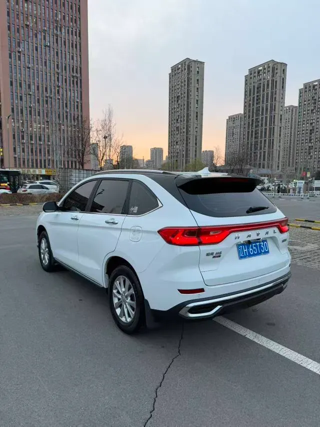 2021 Haval M6 1.5T 150HP L4 7DCT,autocango,china used car exporter,china ev exporter,chinese used car exporter,chinese used ev exporter