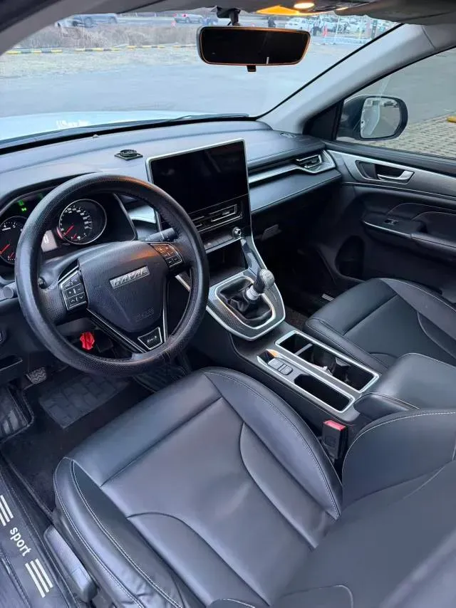 2021 Haval M6 1.5T 150HP L4 7DCT,autocango,china used car exporter,china ev exporter,chinese used car exporter,chinese used ev exporter