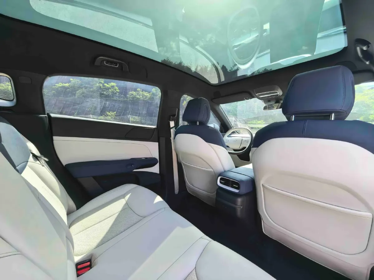 2023 Xpeng G6 BEV 87.5KWH,autocango,china used car exporter,china ev exporter,chinese used car exporter,chinese used ev exporter