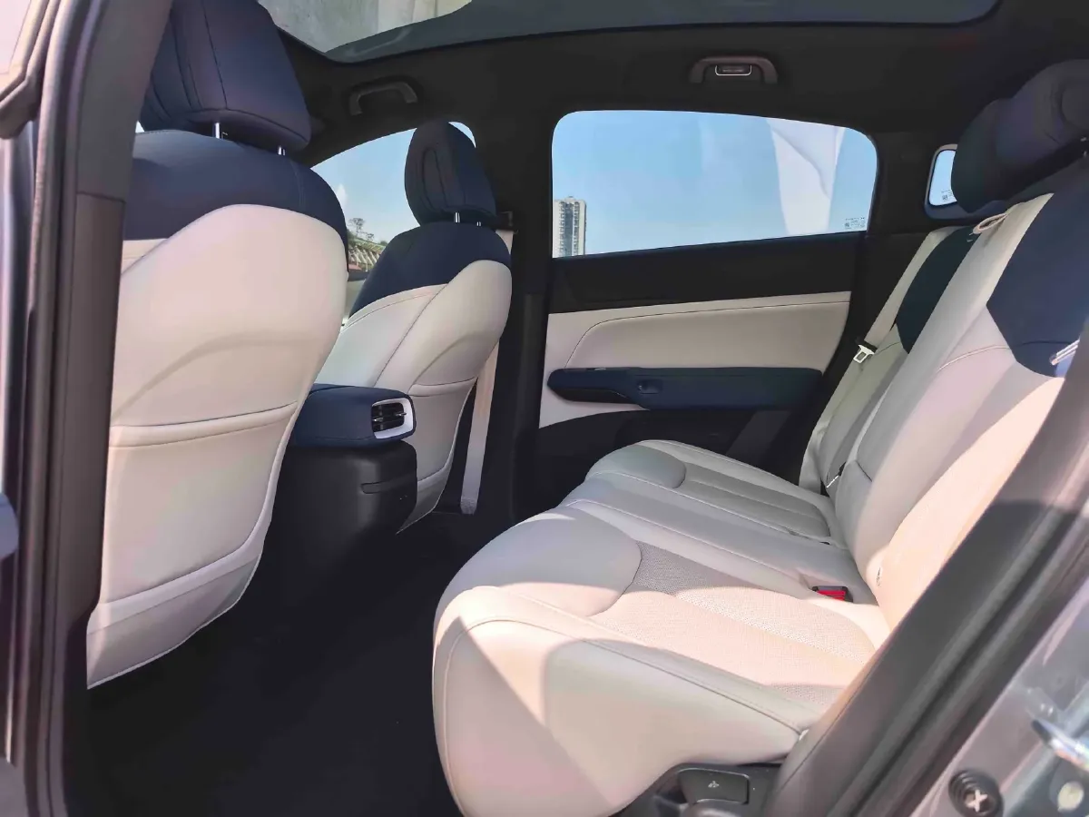 2023 Xpeng G6 BEV 87.5KWH,autocango,china used car exporter,china ev exporter,chinese used car exporter,chinese used ev exporter