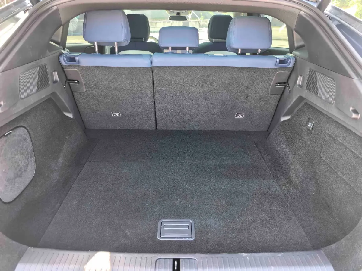 2023 Xpeng G6 BEV 87.5KWH,autocango,china used car exporter,china ev exporter,chinese used car exporter,chinese used ev exporter