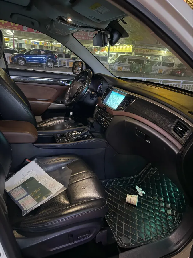 2017 GAC Trumpchi GS8 2.0T 201HP L4 6AT,autocango,china used car exporter,china ev exporter,chinese used car exporter,chinese used ev exporter