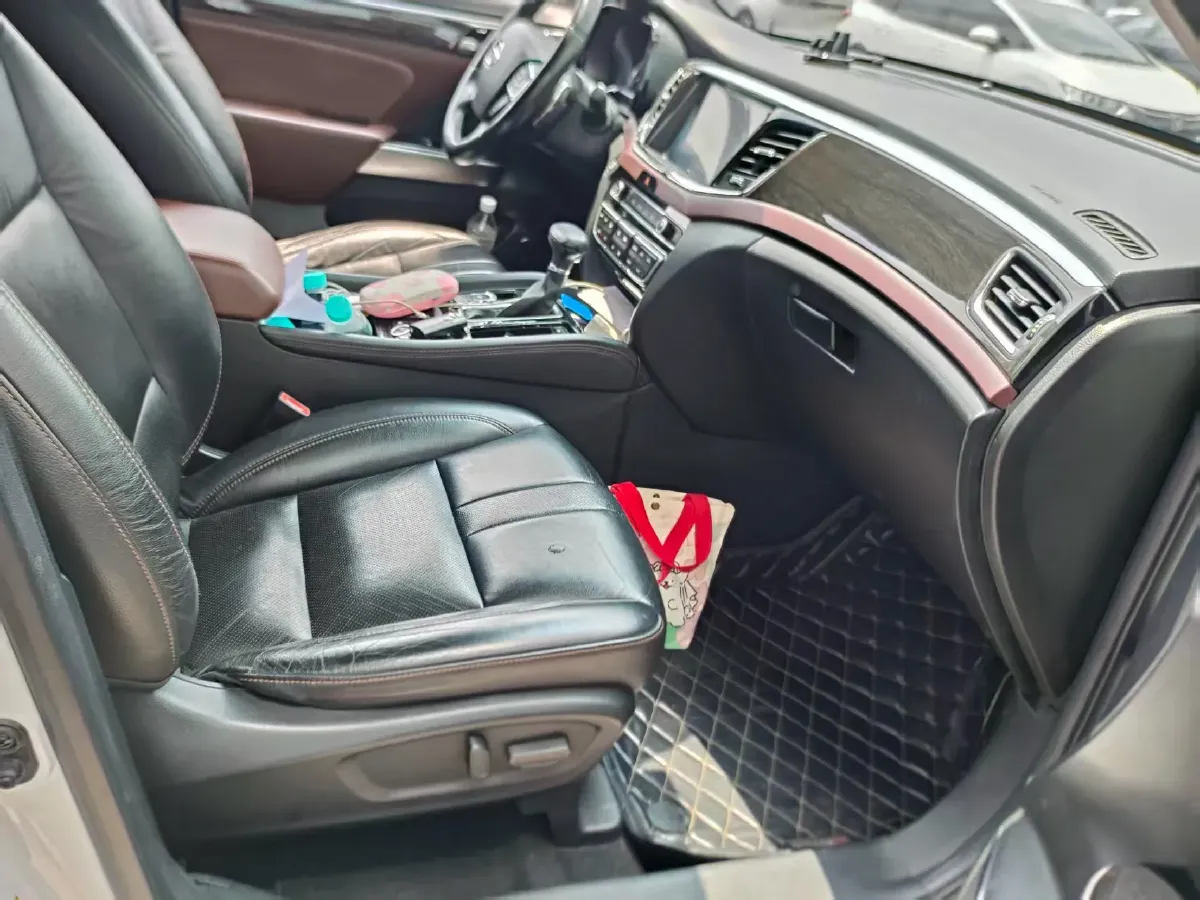 2017 GAC Trumpchi GS8 2.0T 201HP L4 6AT,autocango,china used car exporter,china ev exporter,chinese used car exporter,chinese used ev exporter