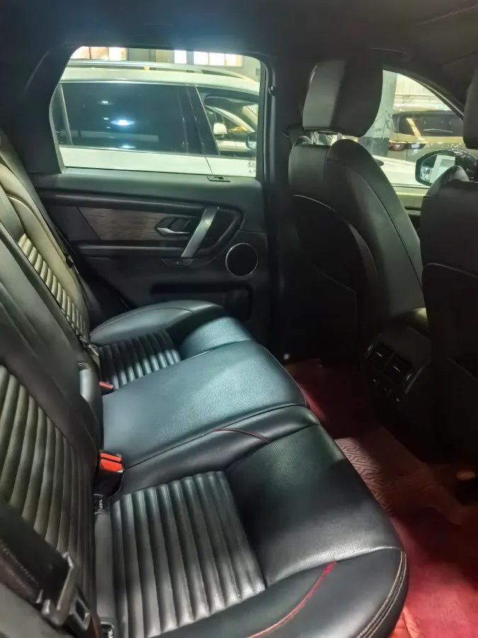 2020 Land Rover Discovery Sport 2.0T 249HP L4 9AT,autocango,china used car exporter,china ev exporter,chinese used car exporter,chinese used ev exporter