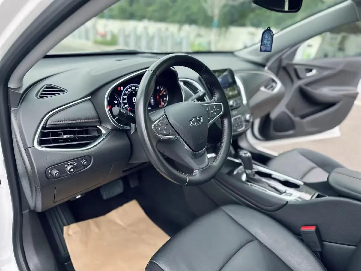 2019 Chevrolet Malibu XL 2.0T 241HP L4 9AT,autocango,china used car exporter,china ev exporter,chinese used car exporter,chinese used ev exporter