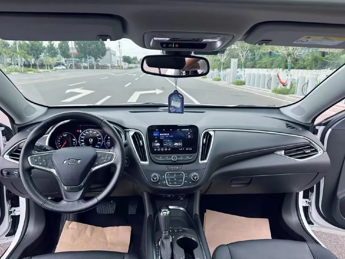 2019 Chevrolet Malibu XL 2.0T 241HP L4 9AT,autocango,china used car exporter,china ev exporter,chinese used car exporter,chinese used ev exporter