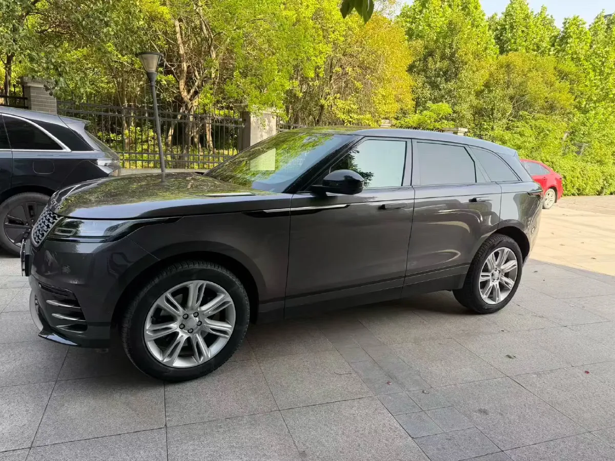 2022 Land Rover Range Rover Velar 2.0T 250HP L4 8AT,autocango,china used car exporter,china ev exporter,chinese used car exporter,chinese used ev exporter