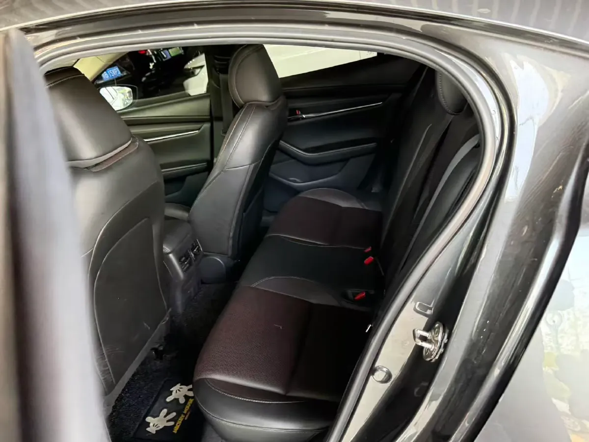 2021 Mazda 3 Axela 2.0L 158HP L4 6AT,autocango,china used car exporter,china ev exporter,chinese used car exporter,chinese used ev exporter