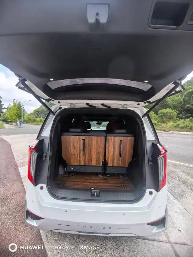 2023 GAC Trumpchi M8 2.0T 252HP L4 8AT,autocango,china used car exporter,china ev exporter,chinese used car exporter,chinese used ev exporter