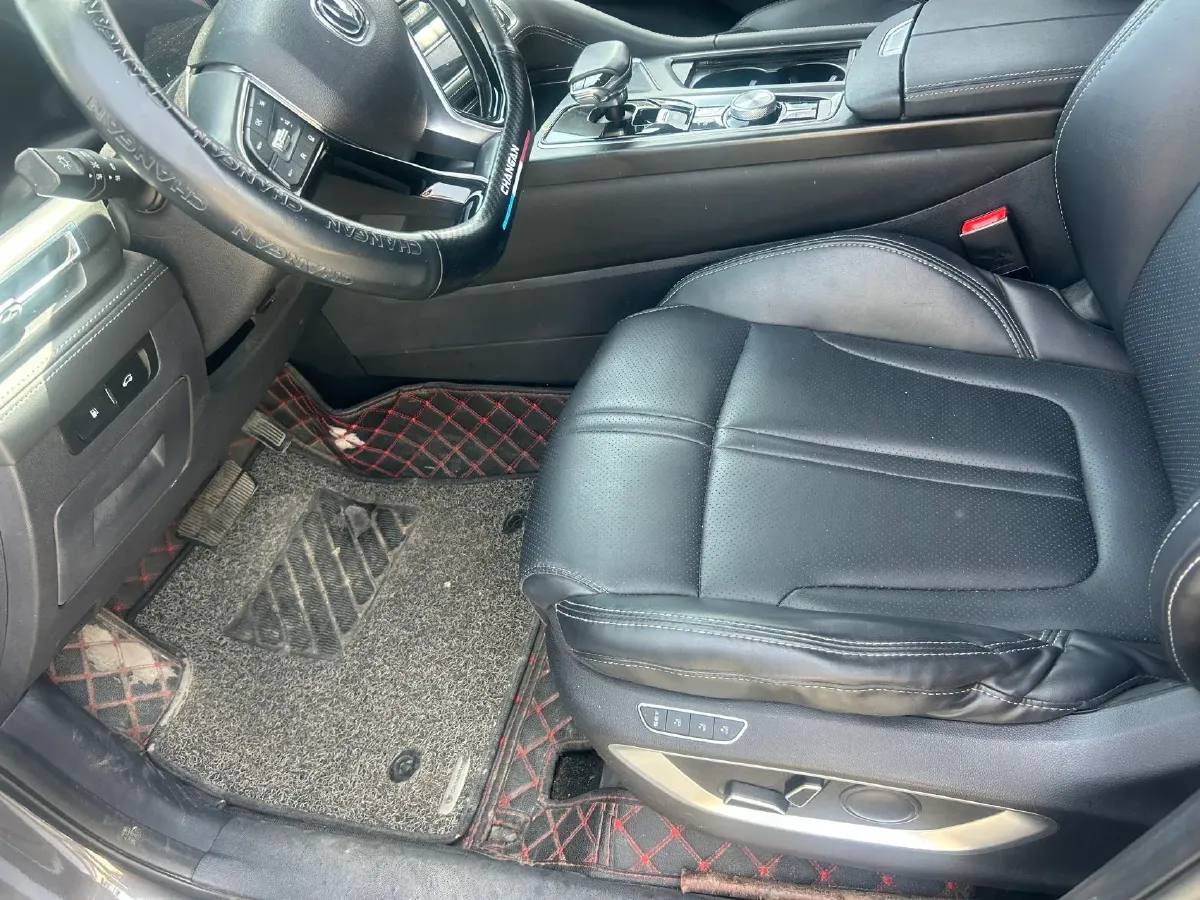 2020 ChangAn CS75 Plus 2.0T 233HP L4 8AT,autocango,china used car exporter,china ev exporter,chinese used car exporter,chinese used ev exporter