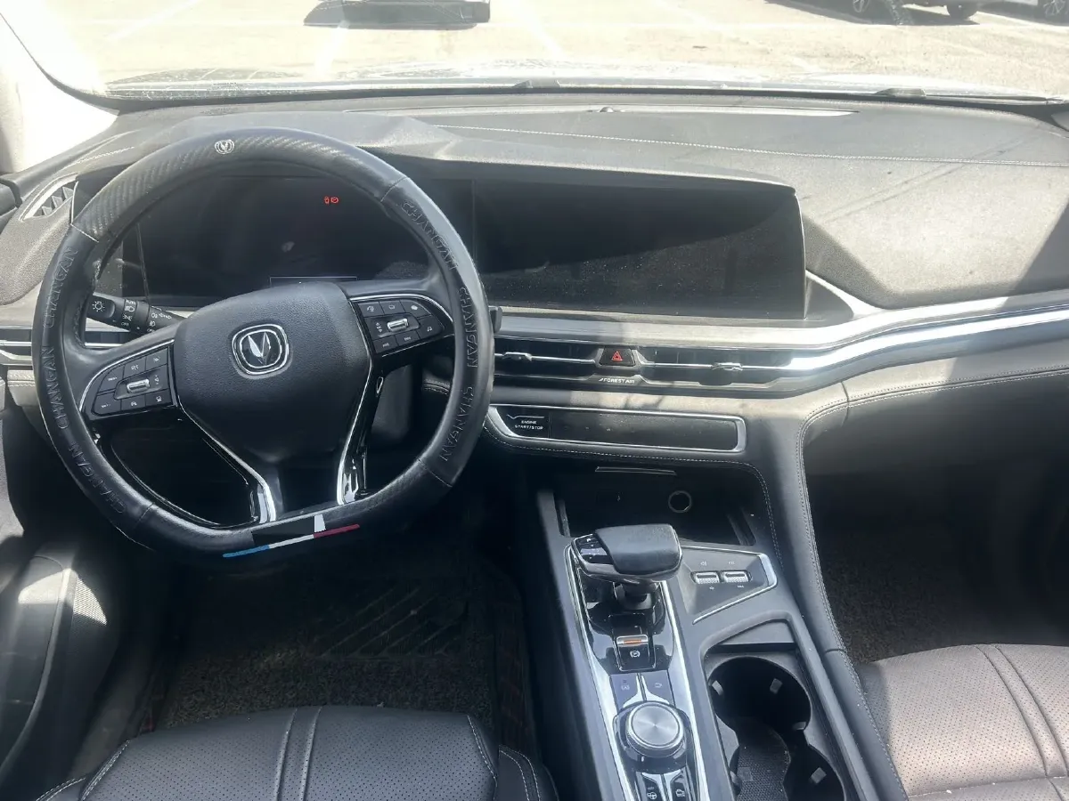 2020 ChangAn CS75 Plus 2.0T 233HP L4 8AT,autocango,china used car exporter,china ev exporter,chinese used car exporter,chinese used ev exporter