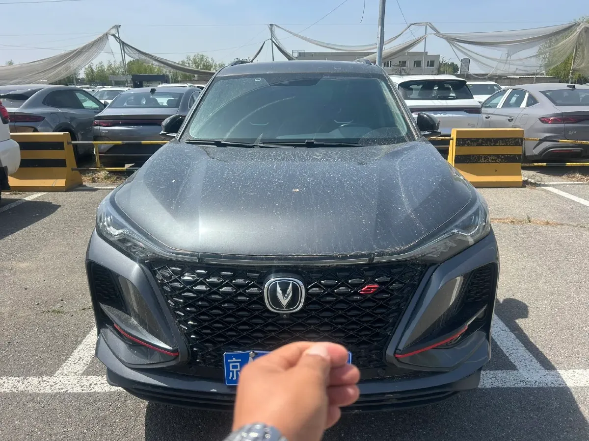 2020 ChangAn CS75 Plus 2.0T 233HP L4 8AT,autocango,china used car exporter,china ev exporter,chinese used car exporter,chinese used ev exporter