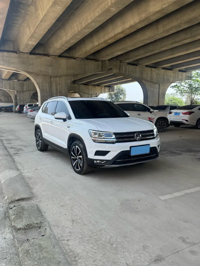 2019 Jeep Compass 1.3T 173HP L4 9AT,autocango,china used car exporter,china ev exporter,chinese used car exporter,chinese used ev exporter