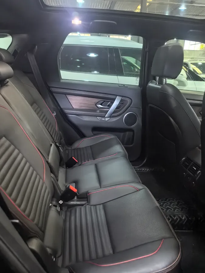 2020 Land Rover Discovery Sport 2.0T 249HP L4 9AT,autocango,china used car exporter,china ev exporter,chinese used car exporter,chinese used ev exporter