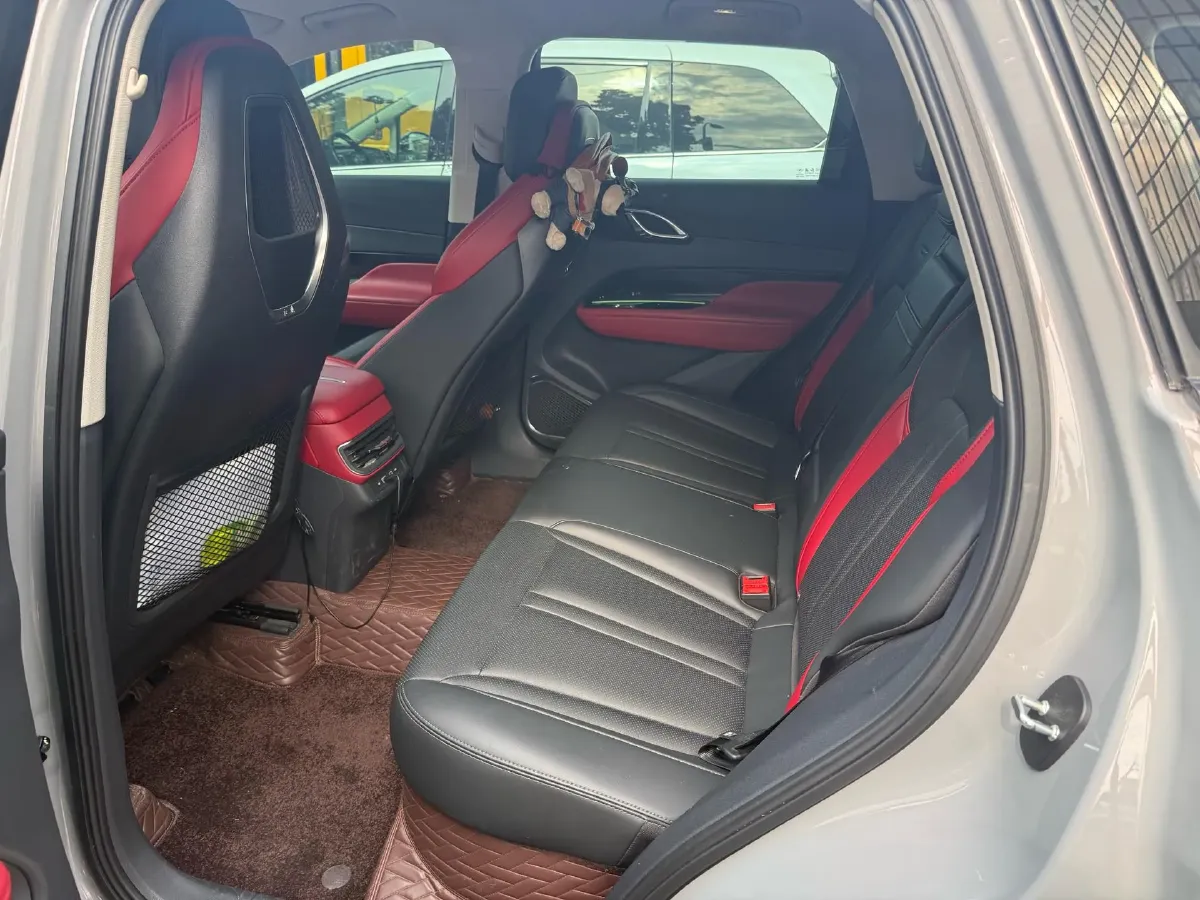 2023 HongQi HS3 1.5T 169HP L4 7DCT,autocango,china used car exporter,china ev exporter,chinese used car exporter,chinese used ev exporter