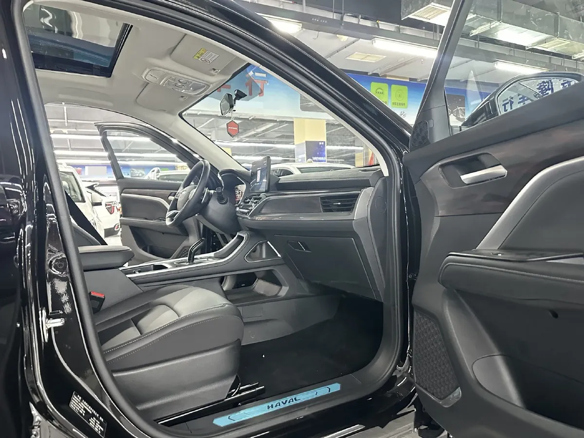 2025 Haval H6 1.5T 150HP L4 7DCT,autocango,china used car exporter,china ev exporter,chinese used car exporter,chinese used ev exporter