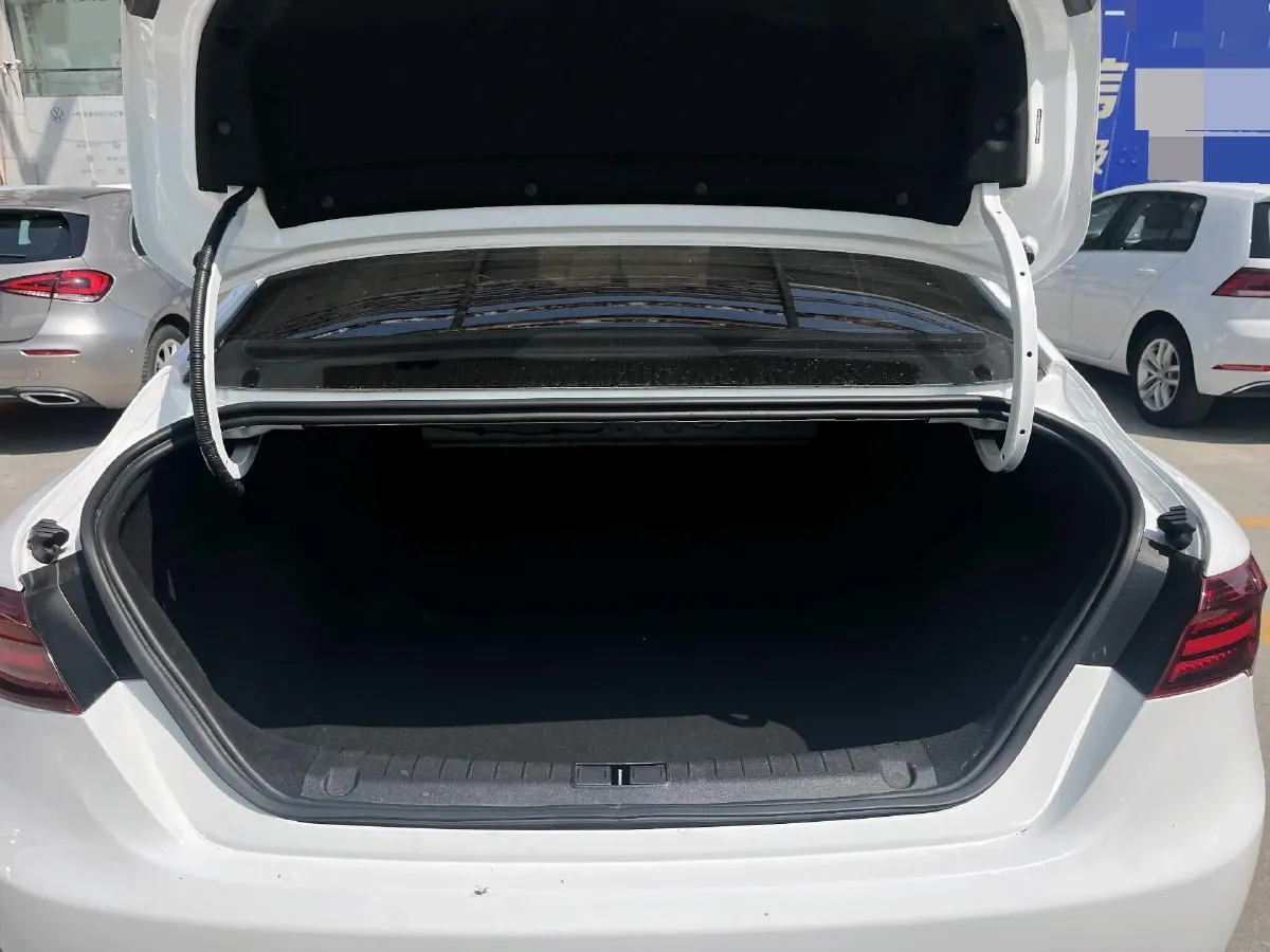 2021 Geely Binray 1.4T 141HP L4 CVT,autocango,china used car exporter,china ev exporter,chinese used car exporter,chinese used ev exporter