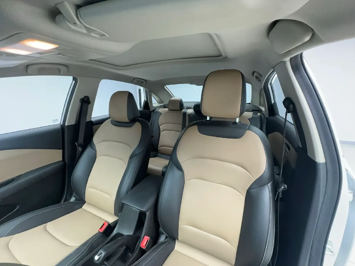 2022 Chevrolet Monza 1.5L 113HP L4 6AT,autocango,china used car exporter,china ev exporter,chinese used car exporter,chinese used ev exporter