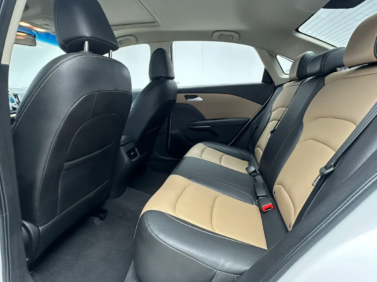 2022 Chevrolet Monza 1.5L 113HP L4 6AT,autocango,china used car exporter,china ev exporter,chinese used car exporter,chinese used ev exporter