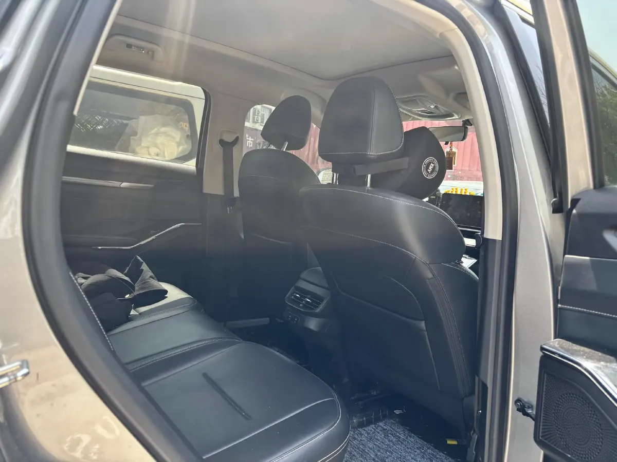 2021 Haval H6 1.5T 169HP L4 7DCT,autocango,china used car exporter,china ev exporter,chinese used car exporter,chinese used ev exporter