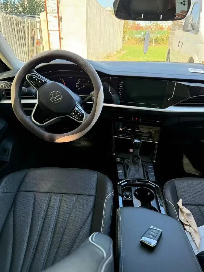 2024 Volkswagen Passat 2.0T 186HP L4 7DCT,autocango,china used car exporter,china ev exporter,chinese used car exporter,chinese used ev exporter