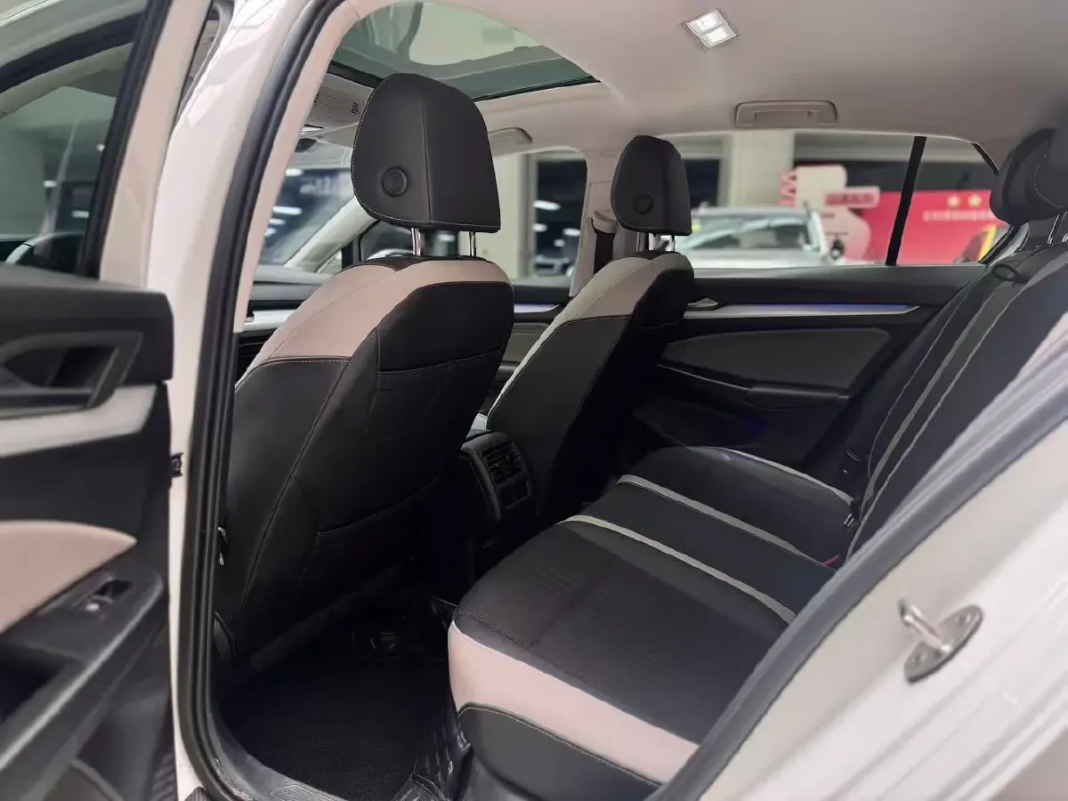 2021 Volkswagen Golf 1.4T 150HP L4 7DCT,autocango,china used car exporter,china ev exporter,chinese used car exporter,chinese used ev exporter