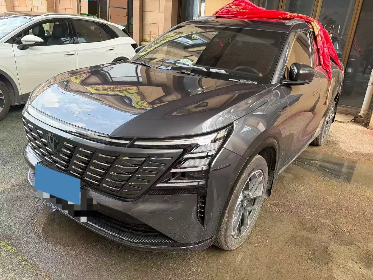 2025 ChangAn CS75 Plus 1.5T 192HP L4 8AT,autocango,china used car exporter,china ev exporter,chinese used car exporter,chinese used ev exporter