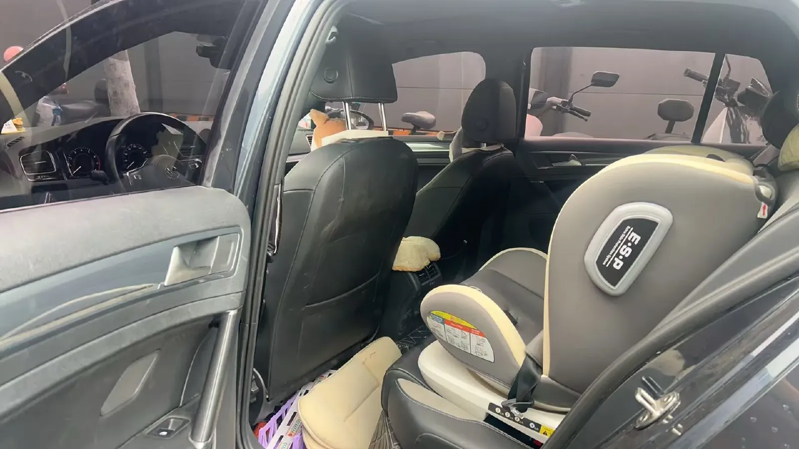 2020 Volkswagen Golf 1.4T 150HP L4 7DCT,autocango,china used car exporter,china ev exporter,chinese used car exporter,chinese used ev exporter