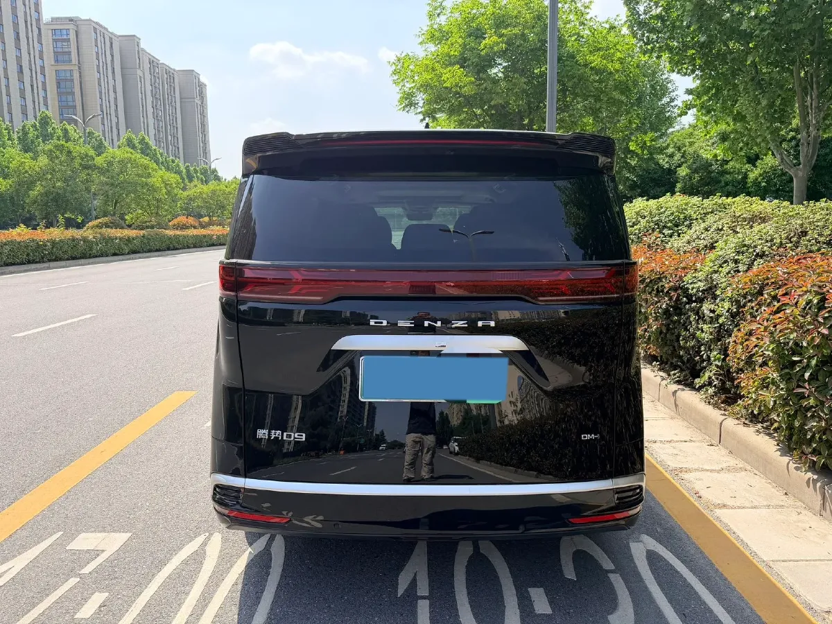 2022 HongQi HS7 3.0T 337HP V6 8AT,autocango,china used car exporter,china ev exporter,chinese used car exporter,chinese used ev exporter