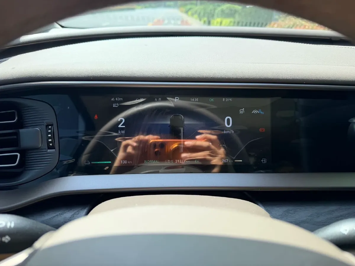 2022 HongQi HS7 3.0T 337HP V6 8AT,autocango,china used car exporter,china ev exporter,chinese used car exporter,chinese used ev exporter