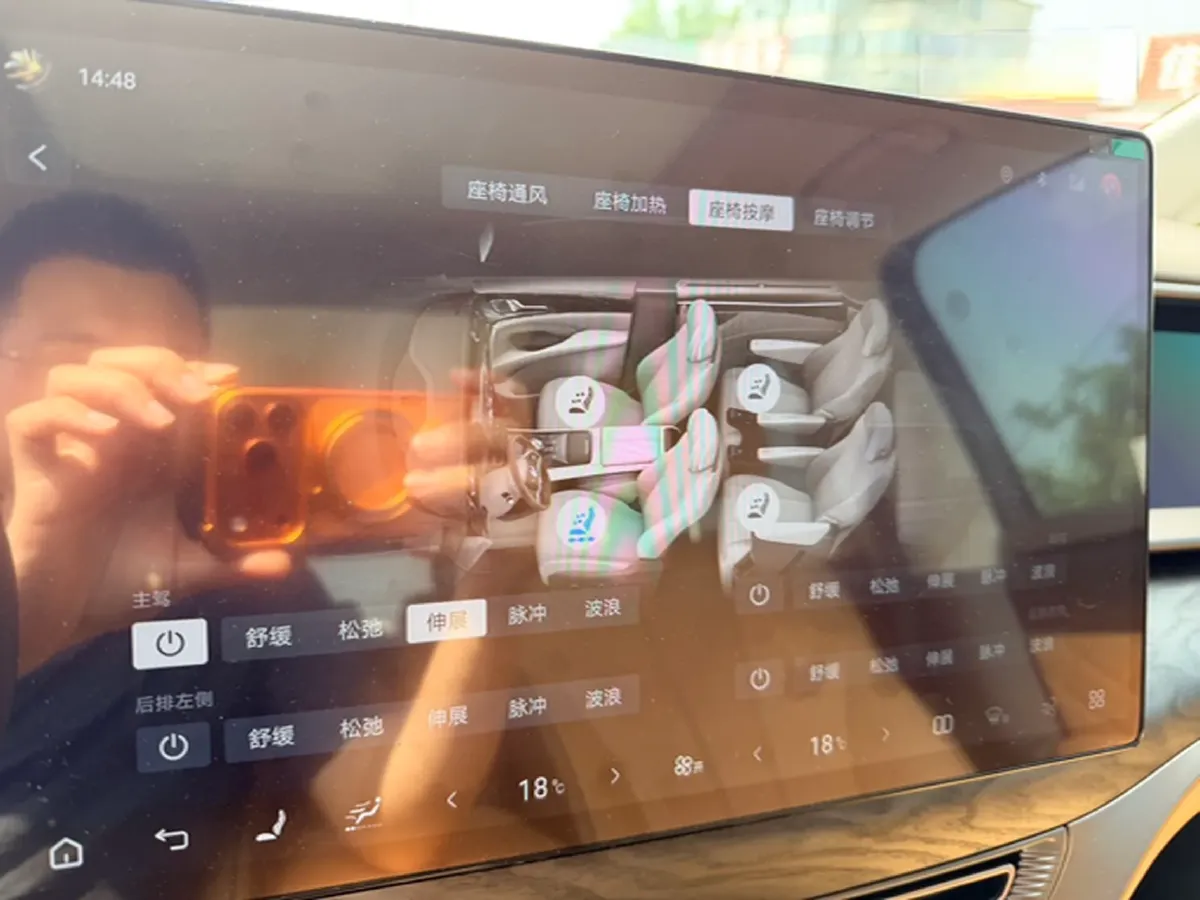 2022 HongQi HS7 3.0T 337HP V6 8AT,autocango,china used car exporter,china ev exporter,chinese used car exporter,chinese used ev exporter