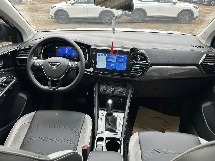 2022 Jetta VS7 1.4T 150HP L4 6AT,autocango,china used car exporter,china ev exporter,chinese used car exporter,chinese used ev exporter