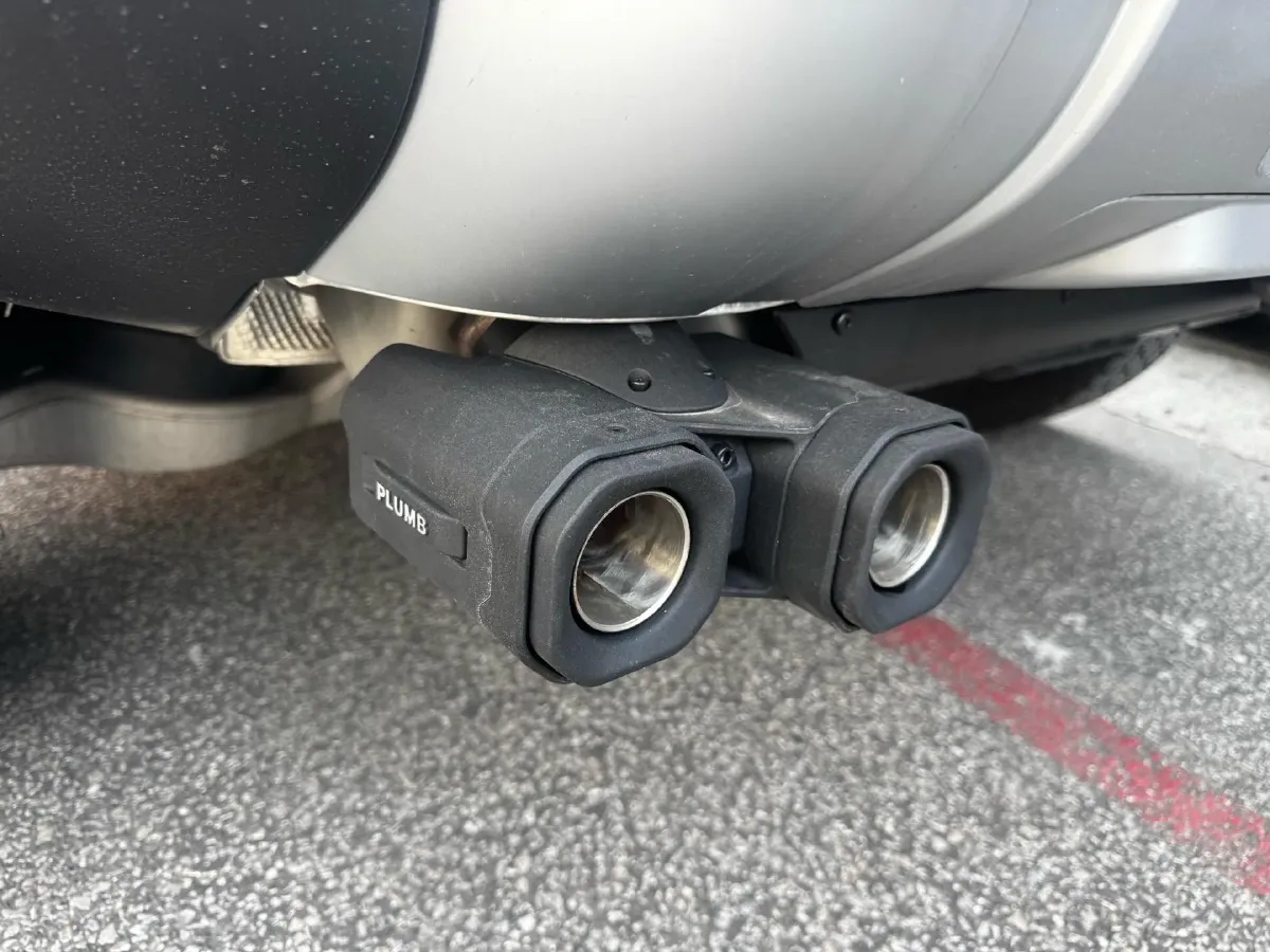 2023 Land Rover Defender 3.0T 400HP L6 8AT,autocango,china used car exporter,china ev exporter,chinese used car exporter,chinese used ev exporter