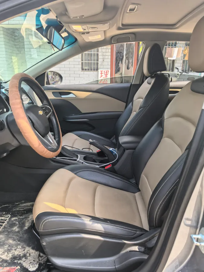 2021 Chevrolet Monza 1.5L 113HP L4 6AT,autocango,china used car exporter,china ev exporter,chinese used car exporter,chinese used ev exporter