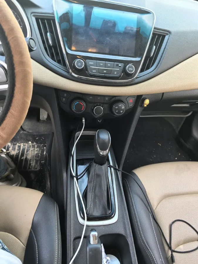 2021 Chevrolet Monza 1.5L 113HP L4 6AT,autocango,china used car exporter,china ev exporter,chinese used car exporter,chinese used ev exporter