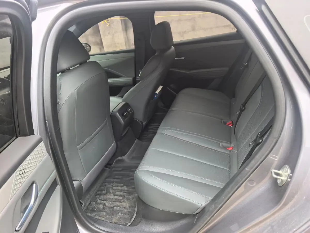 2025 BYD Seal05 DM-i 1.5L 101HP L4 E-CVT PHEV 7.68KWH,autocango,china used car exporter,china ev exporter,chinese used car exporter,chinese used ev exporter