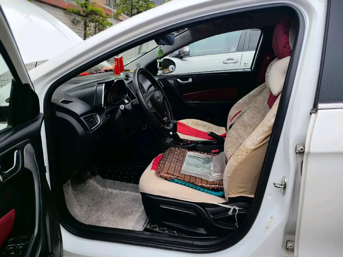 2017 Chery Tiggo 3x 1.5L 106HP L4 4AT,autocango,china used car exporter,china ev exporter,chinese used car exporter,chinese used ev exporter